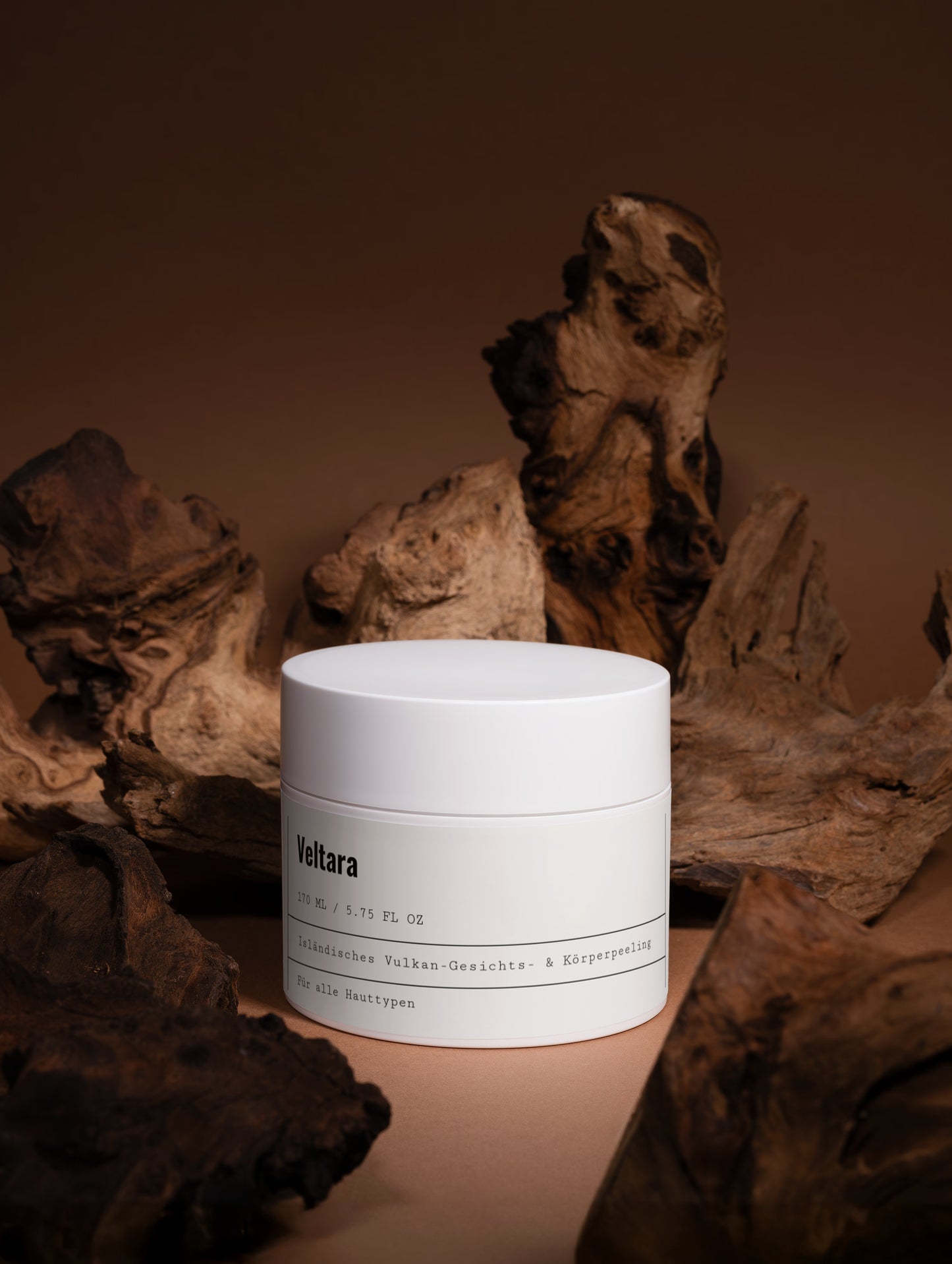 Isländisches Vulkan-Peeling für Gesicht & Körper – sanfte Exfoliation