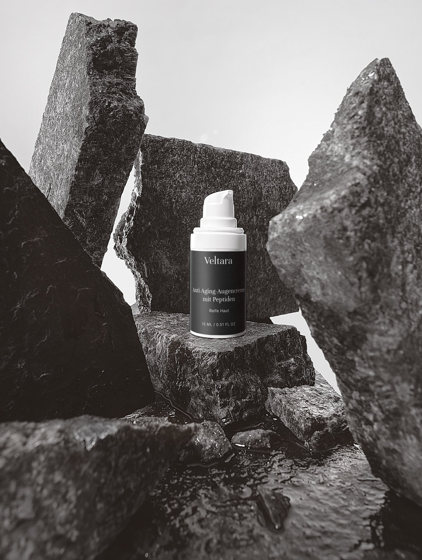 Peptide Augencreme von Veltara – vegane Anti-Aging Augenpflege für reife Haut