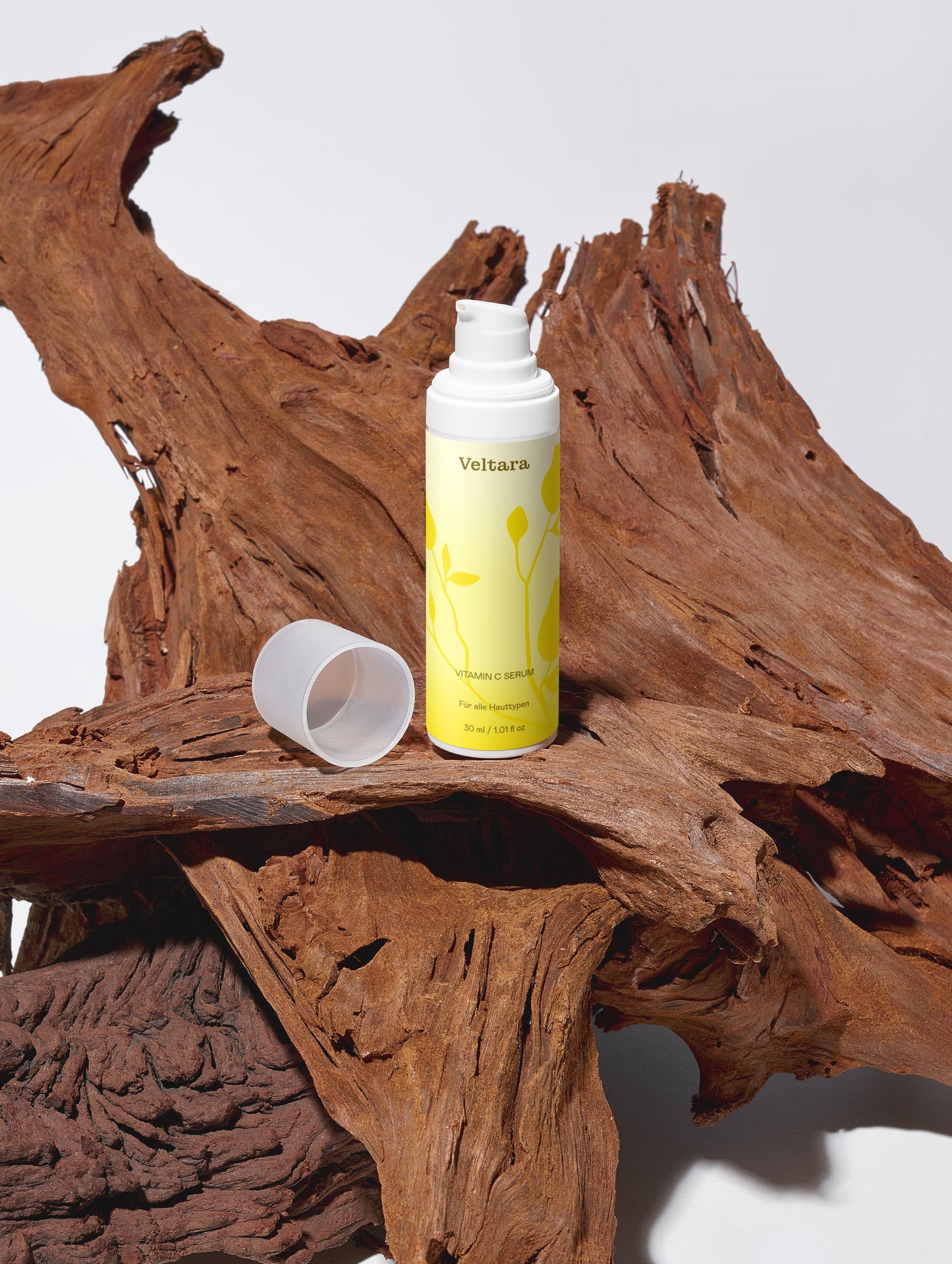 Vitamin C Serum von Veltara – lässt Pigmentflecken sichtbar verblassen