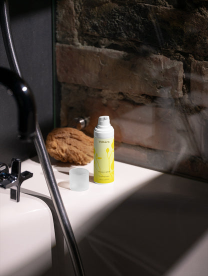 Vitamin C Serum von Veltara – spendet Feuchtigkeit mit Hyaluronsäure