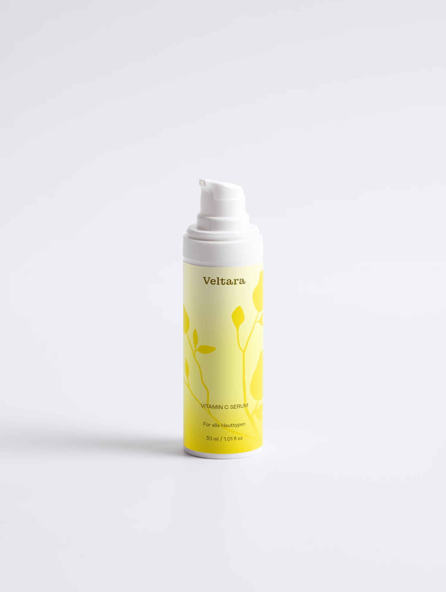 Vitamin C Serum von Veltara – Anwendung morgens auf gereinigte Haut